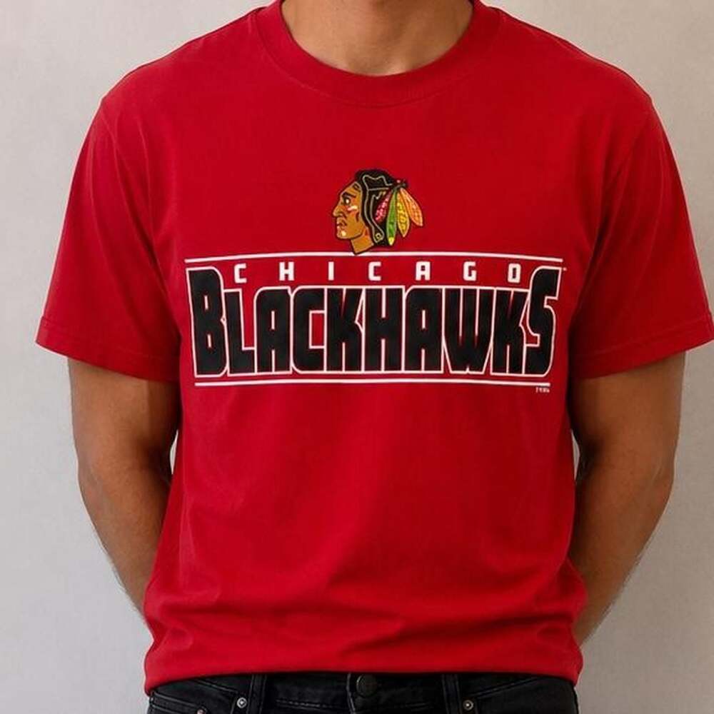 NHL Chicago Blackhawks Red Graphic T-Shirt